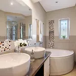 Casa Buganvilias *