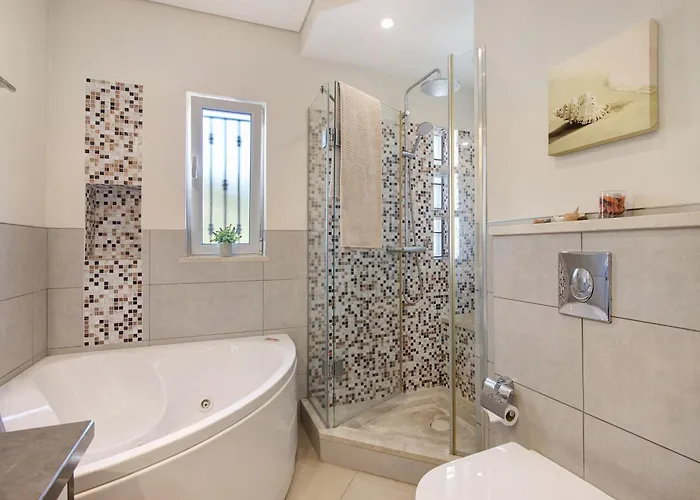 Casa Buganvilias ローレ