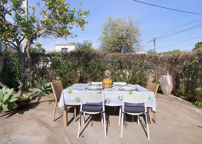 Casa Buganvilias ローレ